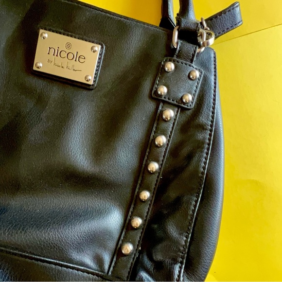 NICHOLE MILLER BLACK SHOULDER HAND BAG - Picture 2 of 7